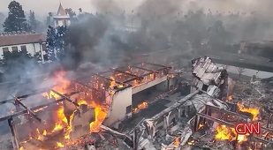 Cinci morţi în incendiile din Los Angeles. Biden şi-a anulat vizita în Italia. Autorităţile ordonă evacuarea centrului Hollywood-ului/ Jamie Lee Curtis, Billy Crystal, Paris Hilton, Mark Hamill, între celebrităţile care şi-au pierdut casele - VIDEO