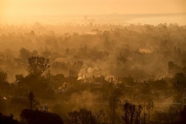 Autorităţile au anunţat că 11 persoane şi-au pierdut viaţa în incendiile din California