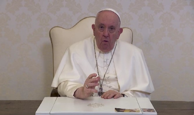 Papa Francisc spune că planul lui Trump de a expulza imigranţii ar fi „un dezastru"