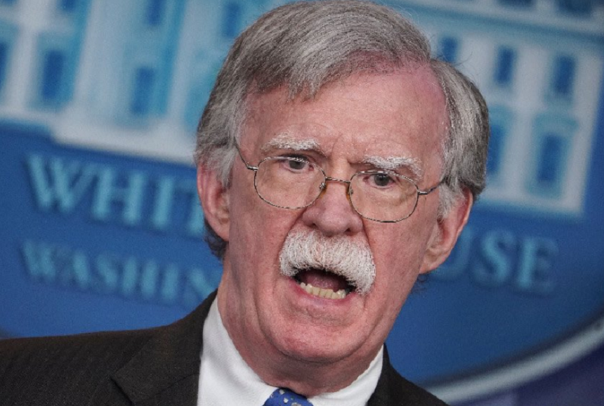 Trump retrage echipa de securitate alocată lui John Bolton, fostul său consilier devenit un critic, chiar dacă acesta a fost ameninţat de Iran