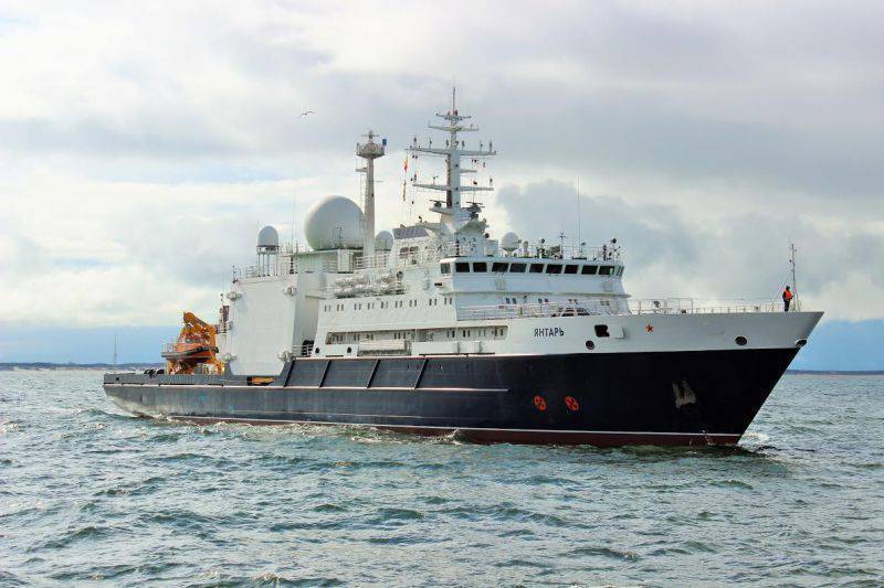 O navă rusă de spionaj, monitorizată de Marea Britanie pentru a doua oară în ultimele luni. Londra sporeşte protecţia cablurilor submarine şi avertizează Moscova: „Vă vedem şi ştim ce faceţi!”