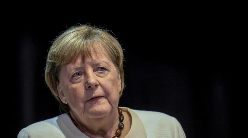 Merkel îl acuză pe succesorul său la conducerea CDU de încălcarea unui angajament şi de o ”greşeală”