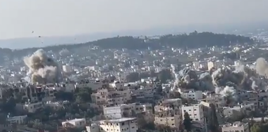 Armata israeliană a aruncat în aer clădiri în tabăra de refugiaţi din Cisiordania - VIDEO