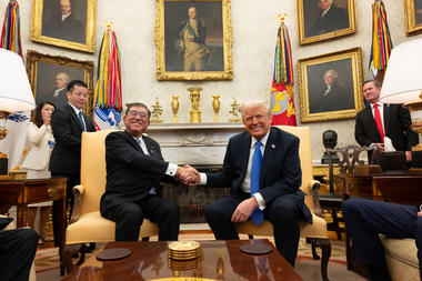 China se simte „defăimată” de SUA şi Japonia, după întâlnirea dintre Trump şi premierul nipon