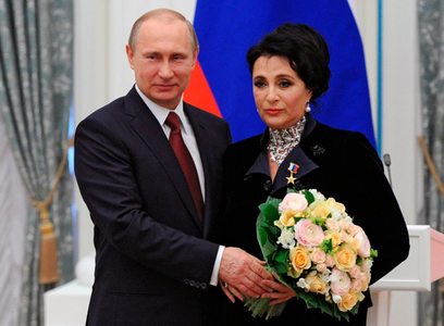 Antrenoarea naţionalei ruse de gimnastică artistică Irina Viner demisionează în urma unui conflict cu presupusa parteneră a lui Putin, fosta gimnastă Alina Kabaieva