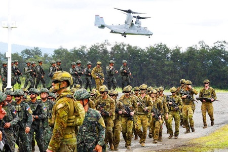 SUA: Exerciţiile militare cu Filipine sunt ”pur defensive” şi menite să menţină pregătirea forţelor