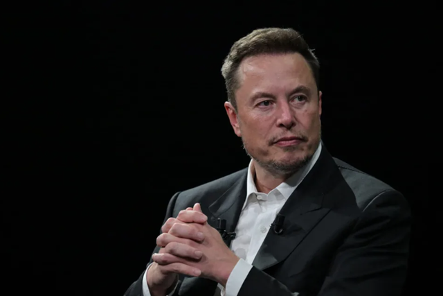 Elon Musk contrazice zvonurile: SUA nu va restricționa accesul Ucrainei la Starlink, „Reuters minte”.