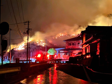 Un mort, 600 de persoane evacuate şi peste 80 de case avariate în nordul Japoniei, într-un incendiu de pădure