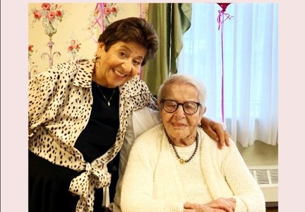 Cea mai bătrână supravieţuitoare cunoscută a Holocaustului, Rose Girone, a murit la vârsta de 113 ani