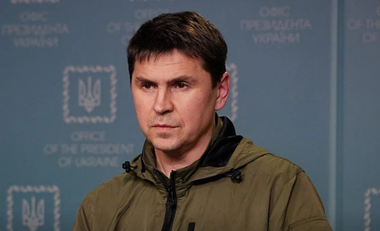 Ucraina ”discută” cu europenii despre înlocuirea ajutorului militar american şi este pregătită să negocieze cu Trump, anunţă Podoliak. Kievul produce 30% dintre armamentul, echipamentele şi muniţia necesare şi vrea să atingă în 2025 un nivel de 50%, anunţă Şmîhal