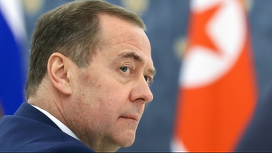 Rusia să provoace o ”înfrângere maximă” Ucrainei, cere Medvedev, care se aşteaptă ca SUA să reia susţinerea Kievului după semnarea acordului minier