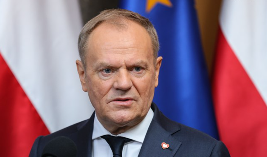 Polonia vrea să formeze până la 100.000 de voluntari pe an, în vederea ”construirii unei armate de facto de rezervişti”, anunţă Donald Tusk. Programul se adresează persoanelor cu vârste între 18 şi ani 60 de ani, atrase cu stimulente