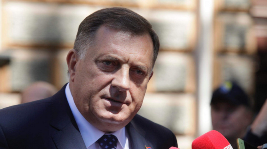 Procurorii bosniaci au ordonat arestarea liderului sârb Milorad Dodik