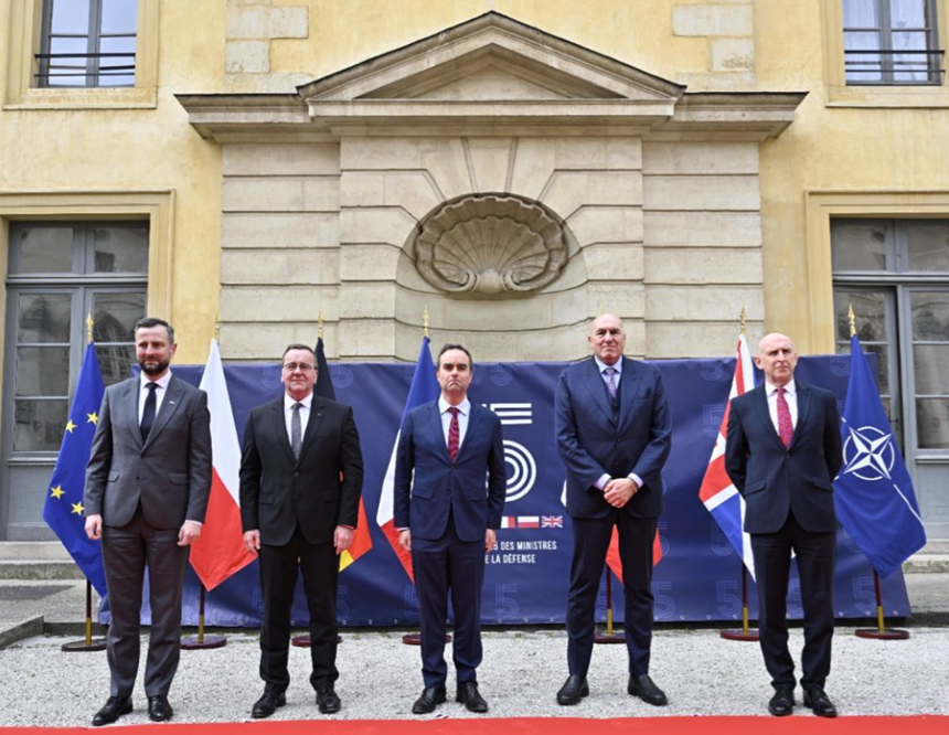 Un ”consens foarte larg se conturează” între europeni, anunţă ministrul francez al Apărării Sébastien Lecornu, după o reuniune la Paris cu omologii săi din Germania, M.Britanie, Polonia şi Italia