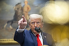 Donald Trump cere ”destituirea” unui judecător care i-a suspendat expulzările migranţilor ilegali, unul dintre cele mai directe atacuri ale miliardarului împotriva instituţiei judiciare