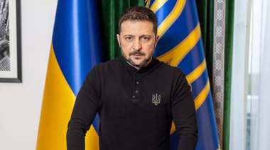 Ucraina nu va ceda ”niciodată” Rusiei ”teritoriile ocupate”, anunţă Zelenski într-un interviu acordat Le Figaro. ”Victoria noastră va fi să nu aparţinem Rusiei şi viziunii sale a lumii”. Ucrainenii ”ţin pe front” din cauza ”urii ruşilor”