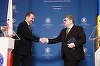 Radoslaw Sikorski: Solidaritatea europeană cu România şi Polonia, care protejează restul Europei de ameninţări militare şi migraţie ilegală, ar trebui să-şi găsească expresia instituţională şi financiară