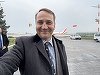 Polonia consideră că UE ar trebui să ia unele decizii fără unanimitate. „Nu putem face Europa mai rezistentă atunci când efortul este sabotat de o singură ţară”, spune Radoslaw Sikorski