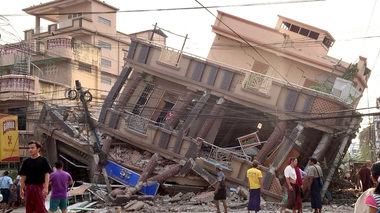Cel puţin 144 de morţi în Myanmar în urma cutremurului, potrivit presei de stat. Decesul a 8 persoane, confirmat în Thailanda. Ce a cauzat un seism atât de grav 