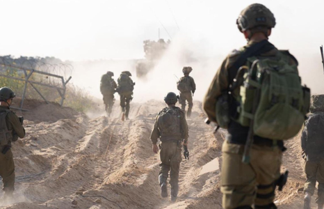 Israelul ordonă evacuarea oraşului Rafah din sudul Fâşiei Gaza
