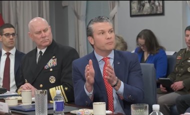 Pete Hegseth, secretarul apărării, este investigat de organismul de supraveghere al Pentagonului în cazul utilizării aplicaţiei Signal pentru a transmite planurile de atac împotriva rebelilor Houthi din Yemen