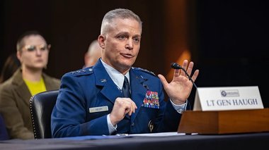 Donald Trump i-a concediat pe directorul NSA şi pe adjunctul acestuia