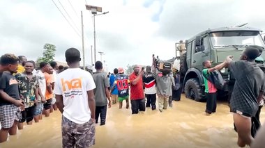 Aproximativ 30 de morţi în urma inundaţiilor din capitala Congo - VIDEO