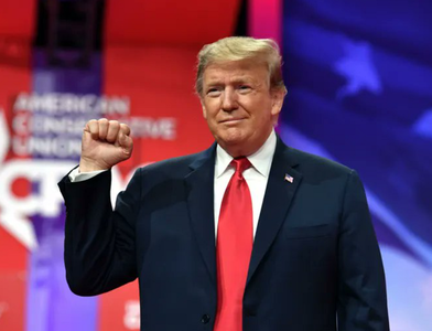 Curtea Supremă îi permite lui Trump să aplice Alien Enemies Act pentru deportări rapide, deocamdată

