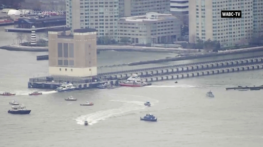 UPDATE-Şase morţi la New York, în urma prăbuşirii unui elicopter în râul Hudson, în largul Manhattanului