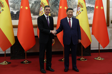 Liderul chinez Xi Jinping spune că „nu se teme” şi invită UE să facă echipă împotriva „intimidării” lui Trump, în prima sa reacţie de la escaladarea războiului comercial. Ce strategie are Beijingul