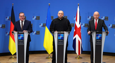Europenii promit Ucrainei, la o reuniune a Grupului de Contact, la Bruxelles, armament suplimentar. M.Britanie anunţă o tranşă de 407 mil. € dintr-un ajutor militar de 5,2 mld. € în 2025. Germania anunţă o anvelopă de 11 mld. € până în 2029