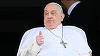 Apariţie scurtă a Papei Francisc în Piaţa Sfântul Petru, după slujba de Duminica Floriilor