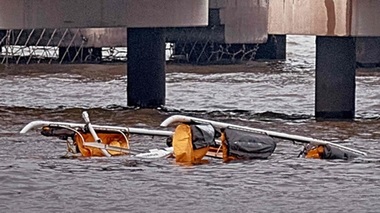 Elicopterul prăbuşit joi în New York nu avea înregistratoare de zbor, anunţă NTSB