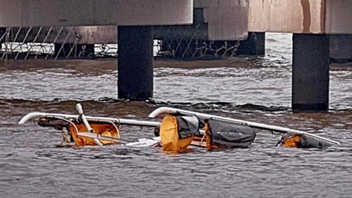 Elicopterul prăbuşit joi în New York nu avea înregistratoare de zbor, anunţă NTSB