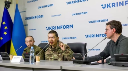 Cei doi prizonieri chinezi luaţi de Ucraina au explicat într-o conferinţă de presă cum au ajuns în armata rusă