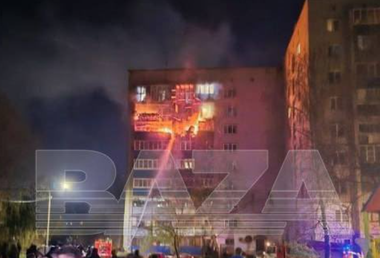 Cel puţin un mort şi nouă răniţi în oraşul rus Kursk într-un atac ”masiv” ucrainean nocturn. Locuitori evacuaţi în urma unor incendii la mai multe clădiri