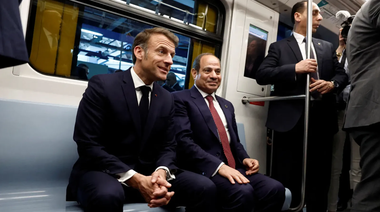 Macron îi cere lui Netanyahu să pună capăt ”calvarului” civililor din Fâşia Gaza