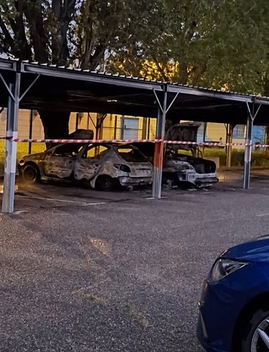 Ce se întâmplă în Franţa? Noi atacuri vizând închisorile şi gardienii au avut loc miercuri. Macron promite că cei care încearcă să destabilizeze ţara vor fi găsiţi şi pedepsiţi
