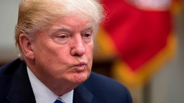 Donald Trump spune că îl va vizita pe regele Charles în Marea Britanie, în septembrie