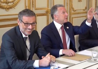 „Seamănă cu Mar-a-Lago": Trimisul special american Steve Witkoff compară Palatul Elysée cu vila lui Trump - VIDEO