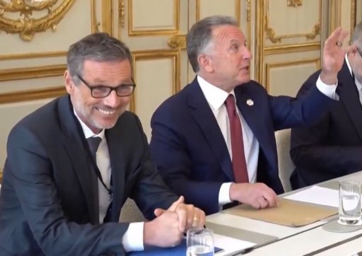 „Seamănă cu Mar-a-Lago": Trimisul special american Steve Witkoff compară Palatul Elysée cu vila lui Trump - VIDEO