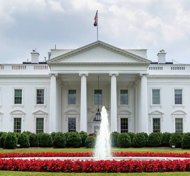 Casa Albă lansează o versiunea nouă a paginii dedicată Covid-19 care critică OMS, dar îi critică şi pe Joe Biden şi medicul Anthony Fauci/ Este promovată teoria unei scurgeri din laborator