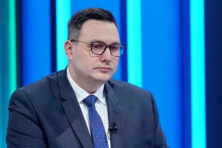 „Armistiţiul lui Putin? E ca şi cum ai intra în greva foamei şi ai mânca în secret bomboane. Un truc mediatic”, spune ministrul ceh de externe