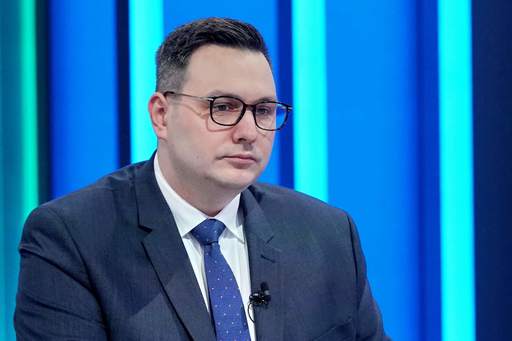 „Armistiţiul lui Putin? E ca şi cum ai intra în greva foamei şi ai mânca în secret bomboane. Un truc mediatic”, spune ministrul ceh de externe