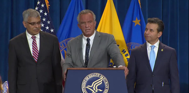 SUA nu vor fi în măsură să dezvăluie cauzele autismului în septembrie, îl corectează directorul NIH pe secretarul antivaccinist al Sănătăţii Robert Kennedy Jr. În septembrie urmează să fie lansată o cercetare, ale cărei rezultate pot fi cunoscute peste un an