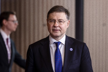 Valdis Dombrovskis cere, la Washington, ”mai multă claritate” în aşteptările Guvernului Trump în vederea lansării unor negocieri ale unui acord comercial