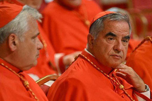 Impas la Vatican. Un cardinal condamnat cere să facă parte din conclavul pentru alegerea noului papă