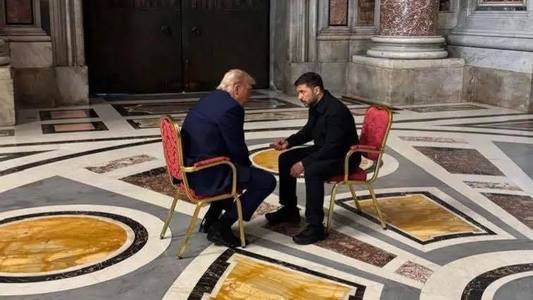 UPDATE-Zelenski s-a întâlnit cu Trump la Roma, în marja funeraliilor Papei Francisc, anunţă Kievul. Casa Albă confirmă o întâlnire privată ”foarte productivă”