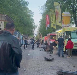 UPDATE - Mai multe persoane au murit, după ce o maşină a intrat în mulţime, în Vancouver. Atacul a avut loc la festivalul Lapu Lapu, care celebrează cultura filipineză