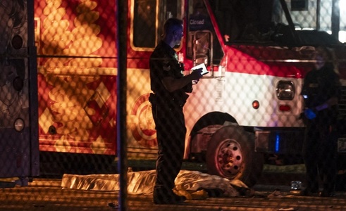 Cel puţin nouă morţi la Vancouver, anunţă poliţia, care îndepărtează ”pentru moment” pista teroristă. Şoferul, imobilizat de mulţime, un ”suspect izolat”, cunoscut poliţiei